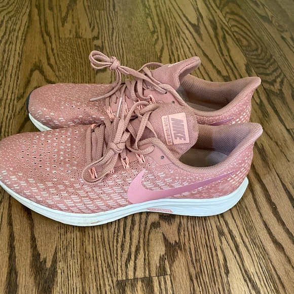 air zoom pegasus 35 rose gold